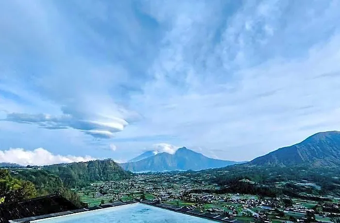 Pinggan Campside Glamping Hotel 4*