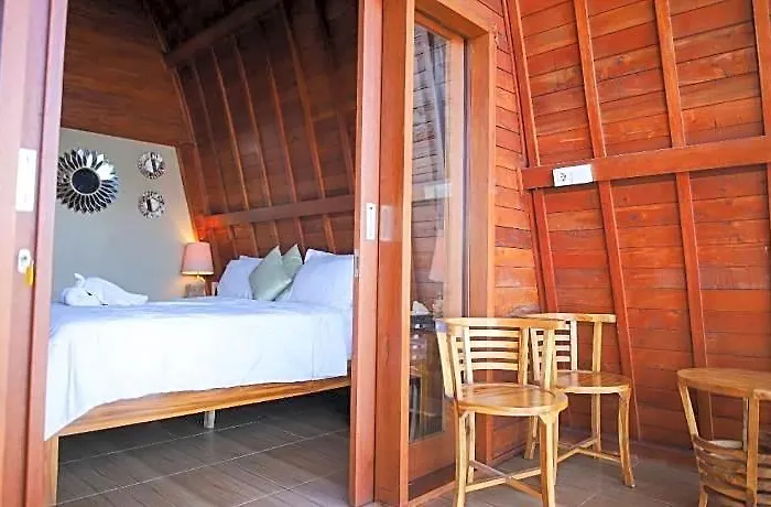 Pinggan Campside Glamping